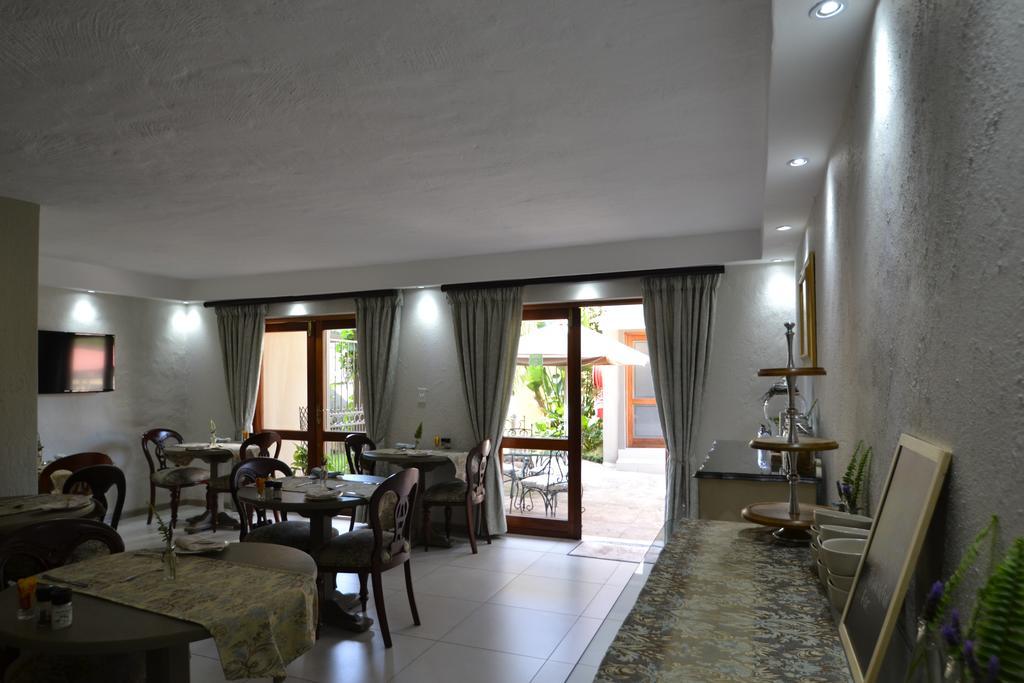 Dunton Guest House Johannesbourg Extérieur photo